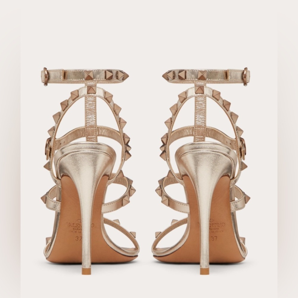 Valentino Garavani - Rockstud Metallic Calfskin Leather Ankle Strap Sandal 100mm - Picture 4 of 5
